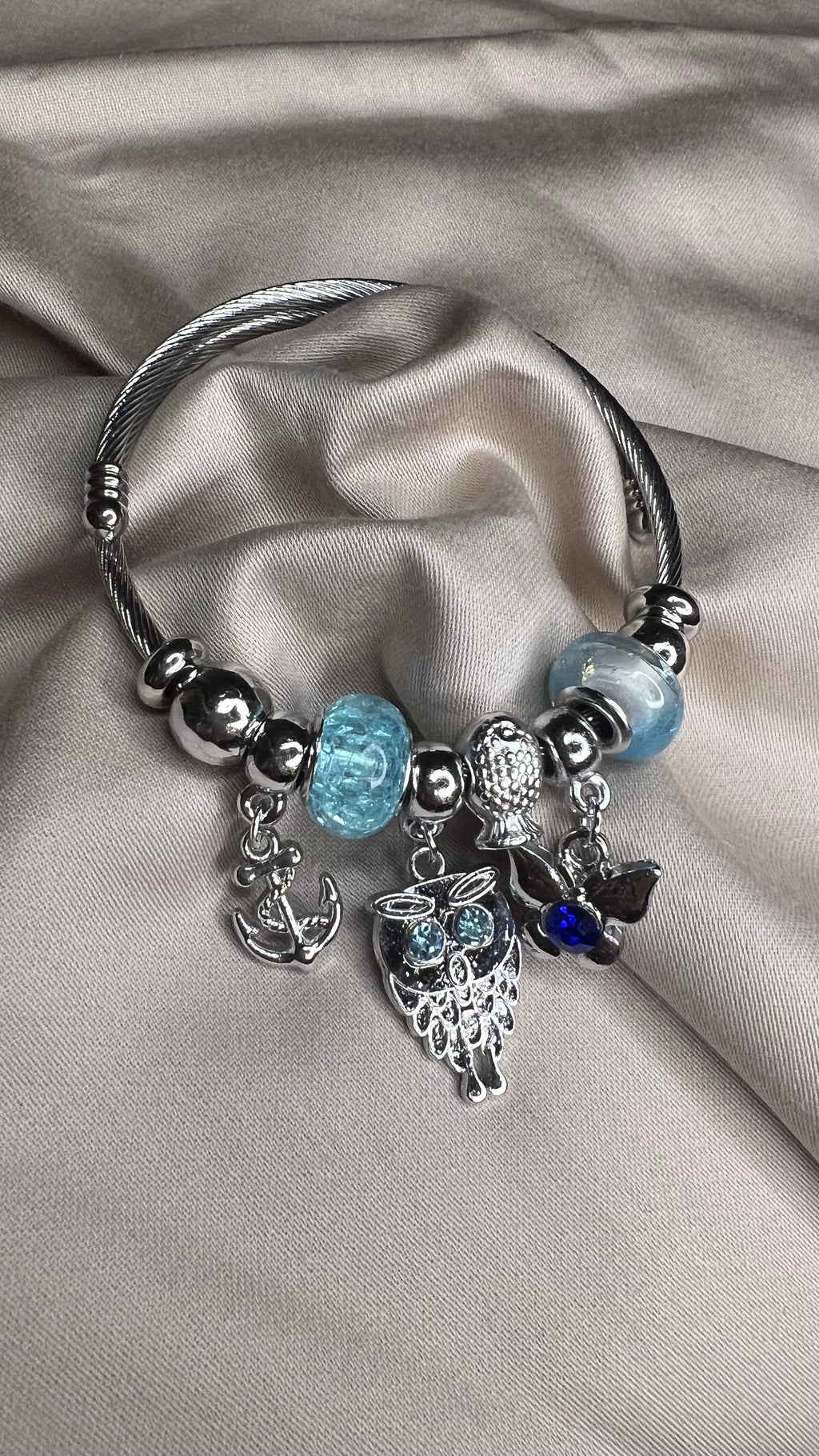 Çelik Charmlı Bileklikler