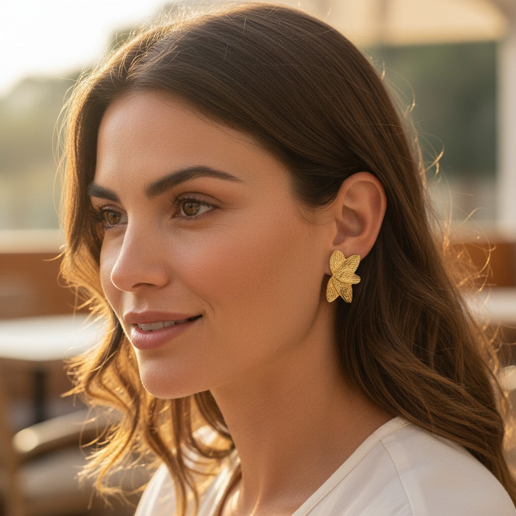 Kadın Altın Kaplama Çiçek Küpe