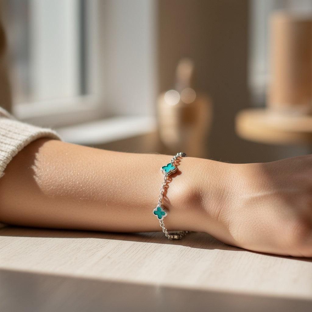 Yonca Modeli Kadın Çelik Bileklik